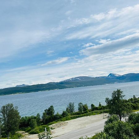 Apartment In Tromso With Sea And Mountain View エクステリア 写真