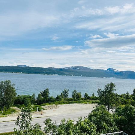 Apartment In Tromso With Sea And Mountain View エクステリア 写真